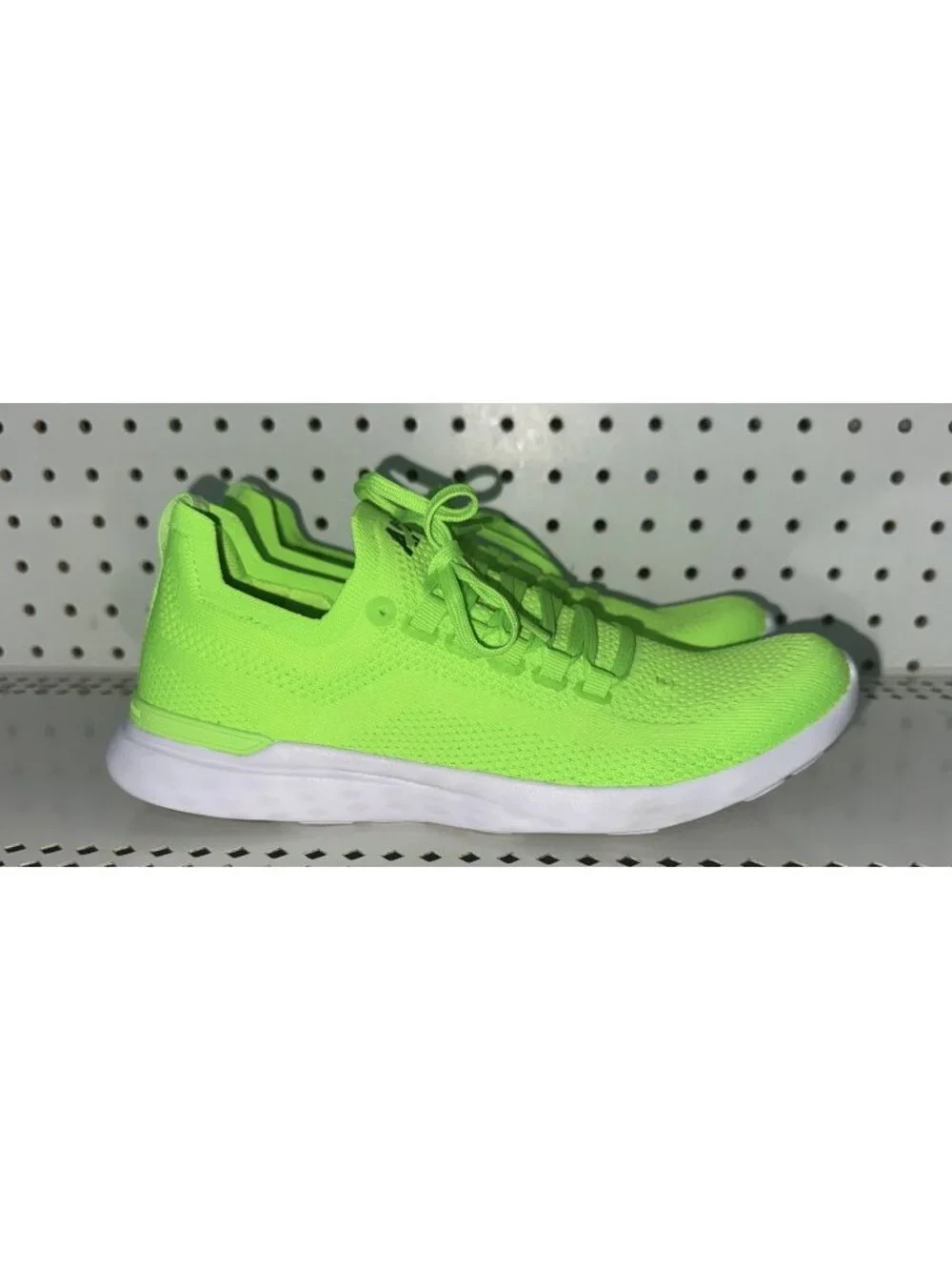 APL Techloom Breeze Womens Athletic Running Shoes Size 9 Neon Green White